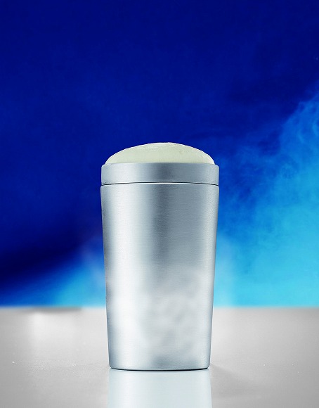 【喜欢啤酒的人必看】倒入饮品的瞬间锵锵冷冻！业界第一款「激冷保温瓶」为什么那么厉害害害！