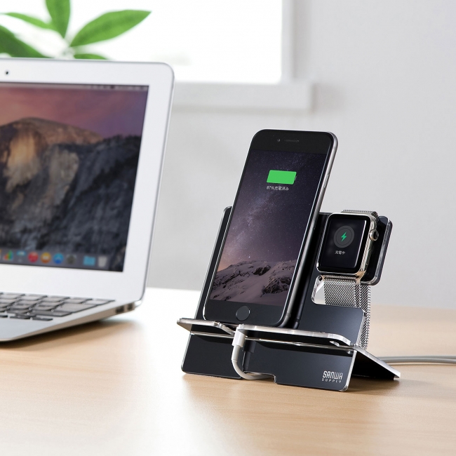 Appleファンはマストバイ！ Apple WatchとiPhoneを一绪に充电できちゃうスタンドが登场