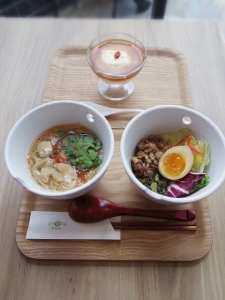 中国台湾茶カフェ「彩茶房（さいかぼう）」