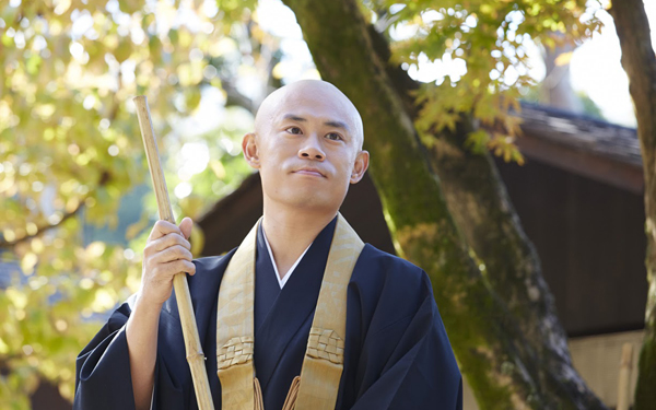 伊藤淳史　10月24日（土）より、全国ロードショー　2015映画「ボクは坊さん。」
