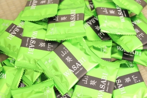 访日外国人を惹きつける「わさび味菓子」日本を知るきっかけに！