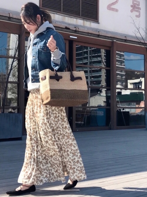 http://wear.jp/