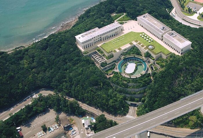 大冢国际美术馆