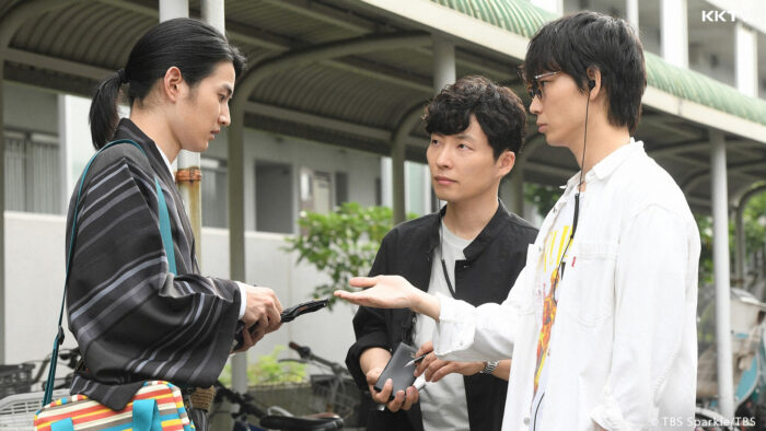 话题日剧《MIU404》绫野刚、星野源搭档，受好评，KKTV将开放首三集免费看2