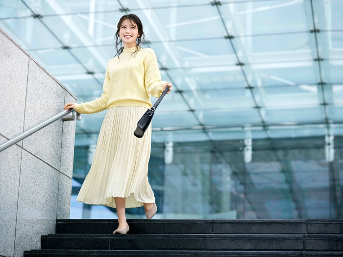 UNIQLO 2021早春女装新品 雪纺细褶长裙