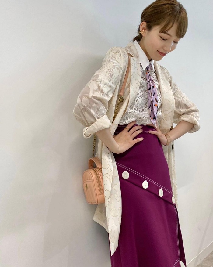 GRACE CONTINENTAL蕾丝上衣