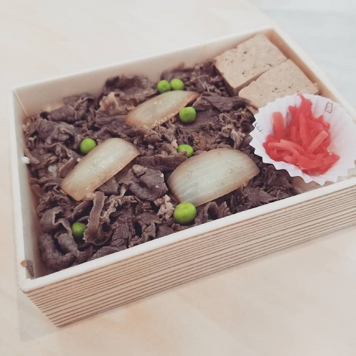 高桥文哉请客便当